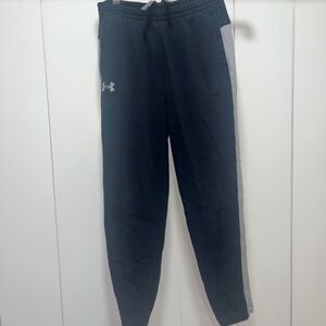 Under Armour Boy's Loose Tapered Leg Black/gray Jogger Pants Size Youth Medium